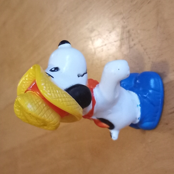 Snoopy Peanuts Toy Figure United Features Syndicate 1958 - 1966 Vintage - Picture 4 of 12